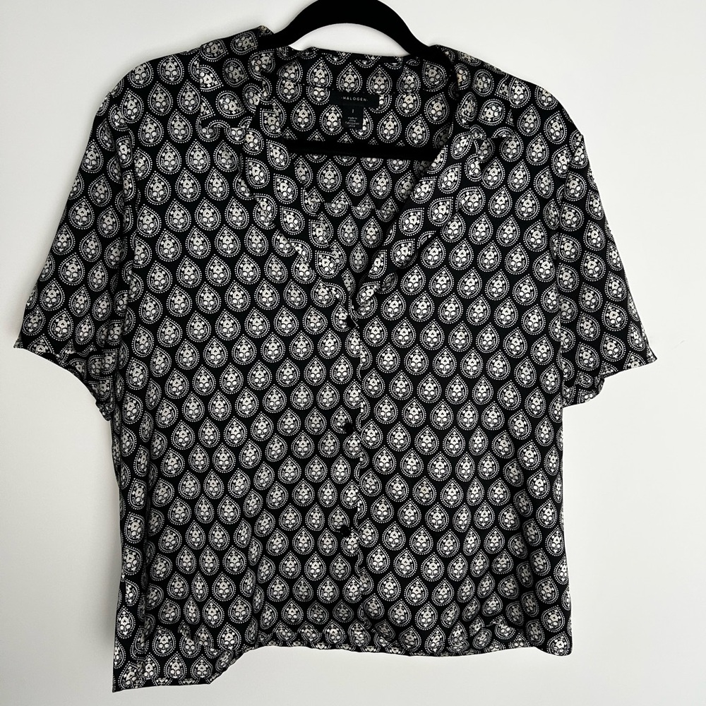 Halogen Women’s Silky Button down